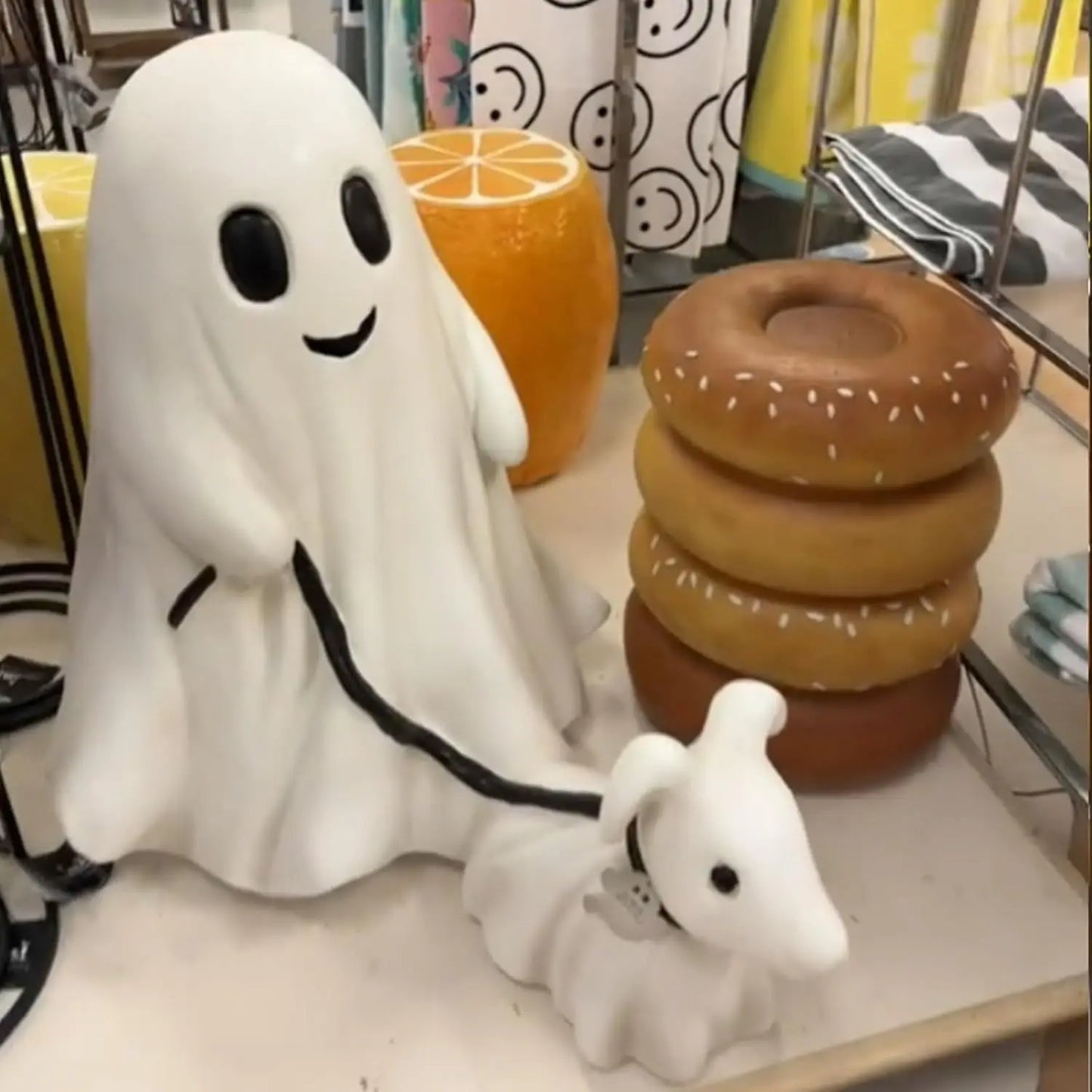 Halloween Gift Ghost Walking Dog Statue Spooky Ghost Dog Halloween Figurine Home Tabletop Decoration Resin Interesting Ornaments